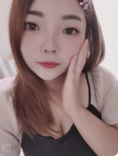 南湖大胸嫩妹